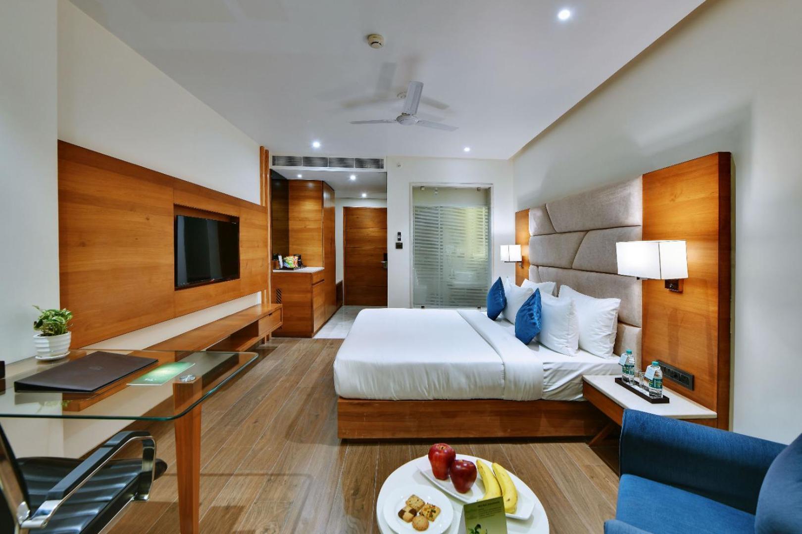 The Glory Suites Near Igi Airport ニューデリー エクステリア 写真